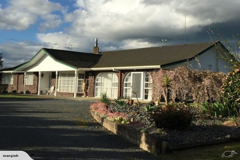 Photo of property in 121 Bolton Road, Morrinsville, 3371