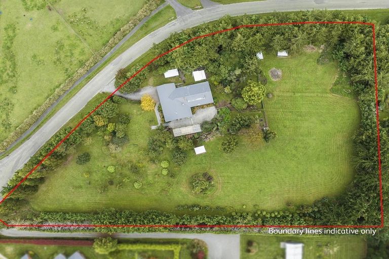 Photo of property in 39 Dawn Place, Kirwee, Darfield, 7571