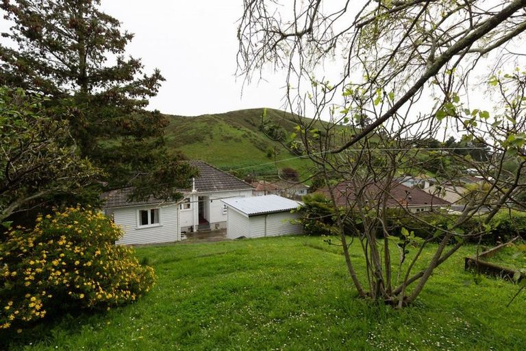 Photo of property in 97 Emano Street, Toi Toi, Nelson, 7010