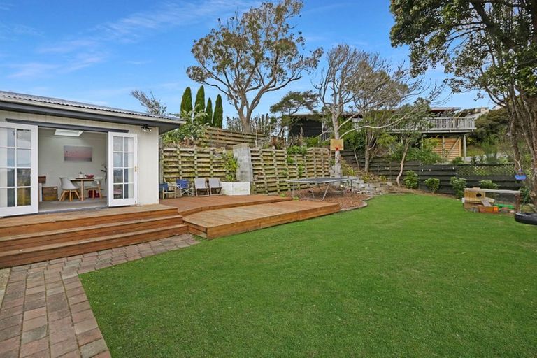 Photo of property in 36 Kiriwai Road, Paremata, Porirua, 5024