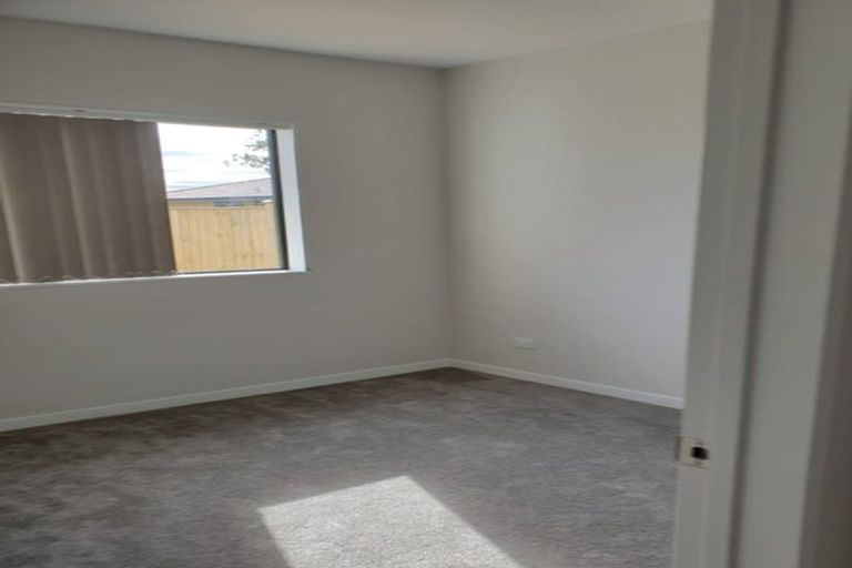 Photo of property in 28 Opoka Street, Takanini, 2110