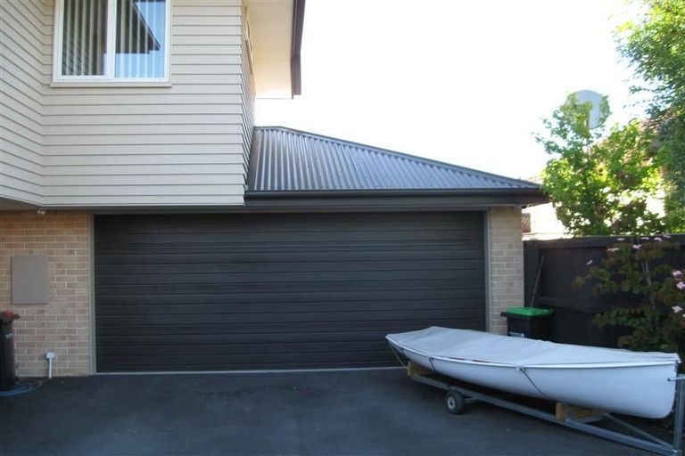 Photo of property in 38 Strickland Street, Sydenham, Christchurch, 8023