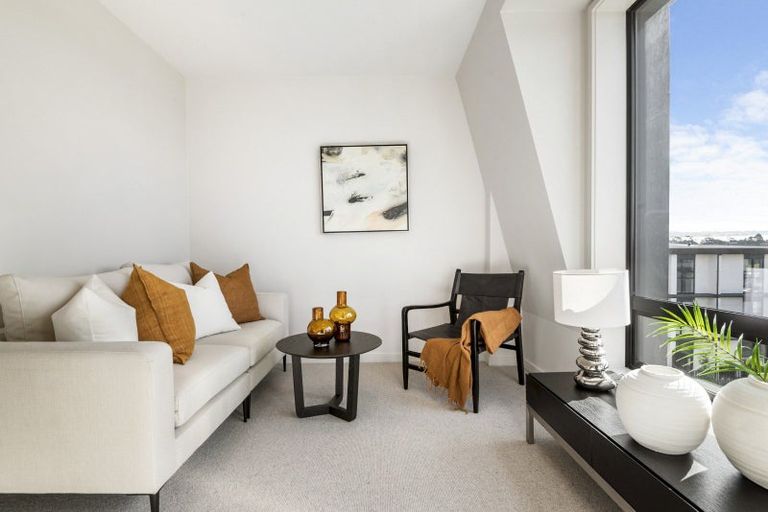 Photo of property in 11b Windlass Street, Long Bay, Auckland, 0630