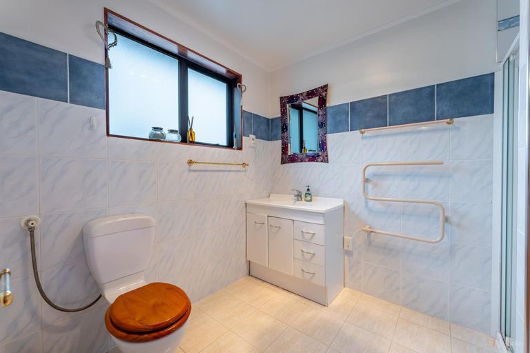 Photo of property in 19 Oxford Street, West End, Timaru, 7910