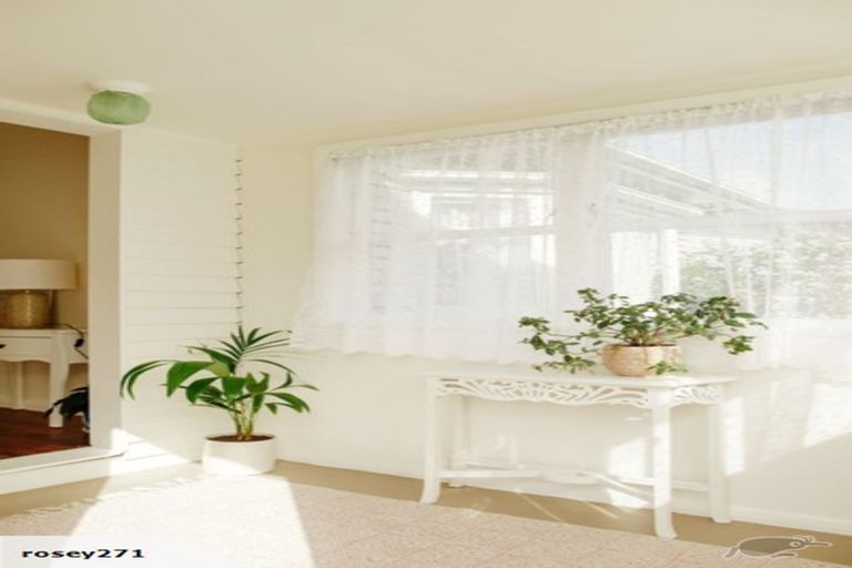 Photo of property in 33 Kiwi Street, Alicetown, Lower Hutt, 5010