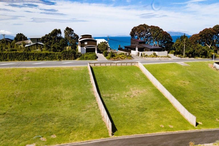 Photo of property in 11 Milky Way, Langs Beach, 0582