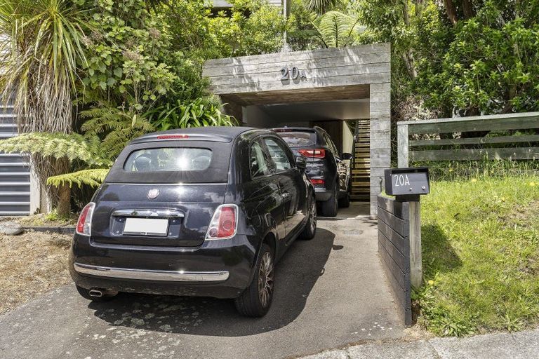 Photo of property in 20a Montgomery Avenue, Karori, Wellington, 6012