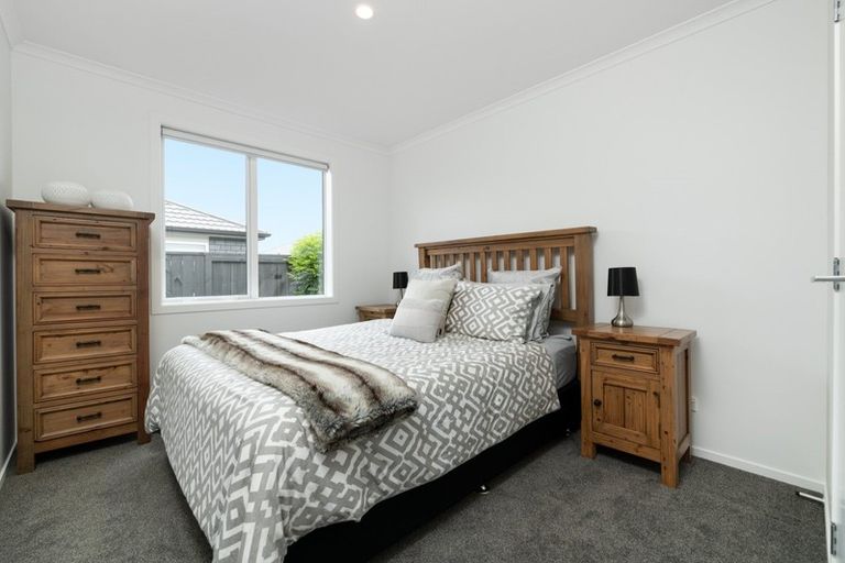 Photo of property in 12 Foley Grove, Pyes Pa, Tauranga, 3110
