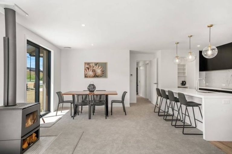 Photo of property in Northlake, 7 Riverslea Road, Wanaka, 9305