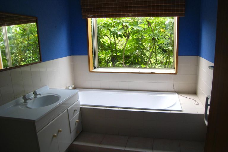 Photo of property in 16 Buchanan Street, Parkside, Timaru, 7910