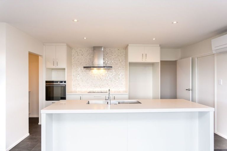 Photo of property in 3 Storr Close, Halswell, Christchurch, 8025