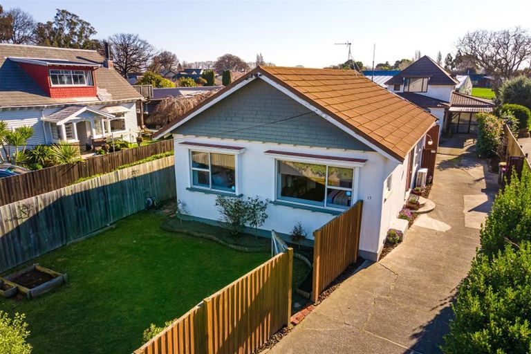Photo of property in 17 Ensors Road, Opawa, Christchurch, 8023