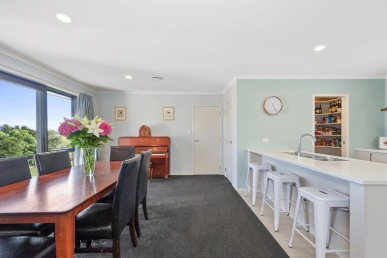 Photo of property in 8 Ashbourne Lane, Dinsdale, Hamilton, 3204