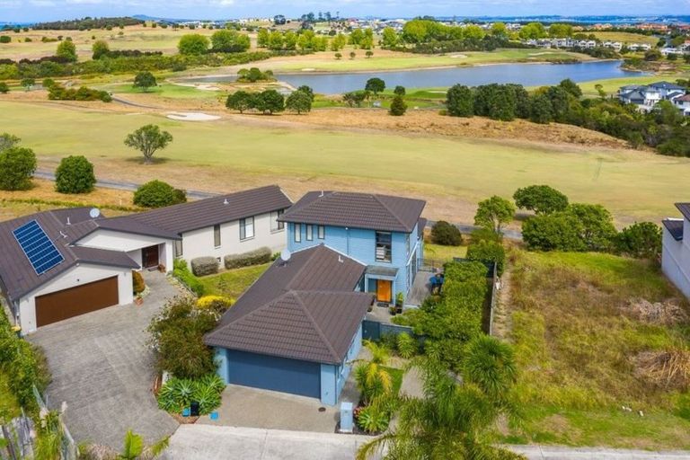 Photo of property in 28 Keepers Drive, Gulf Harbour, Whangaparaoa, 0930