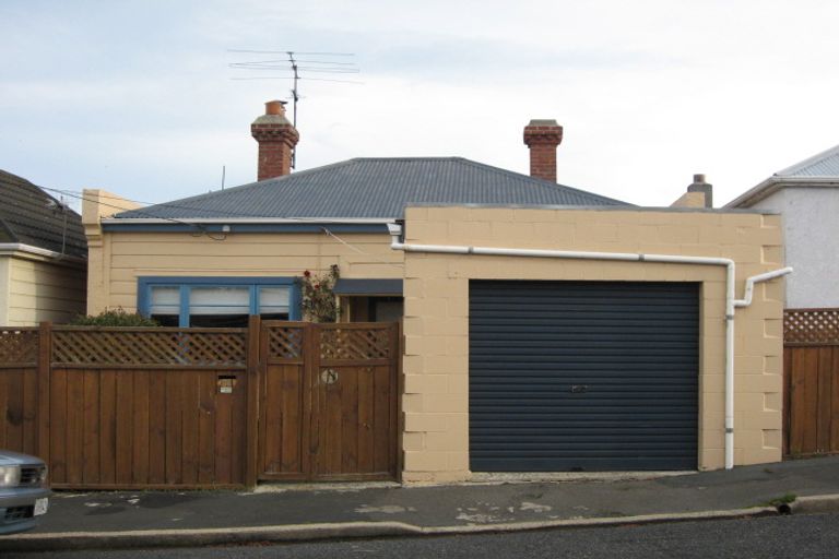 Photo of property in 11 Beresford Street, Kaikorai, Dunedin, 9010