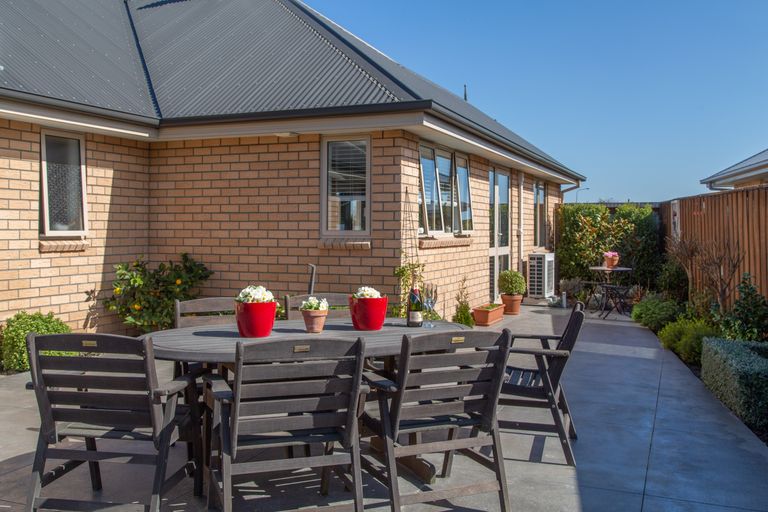 Photo of property in 792 Weedons Ross Road, West Melton, 7618