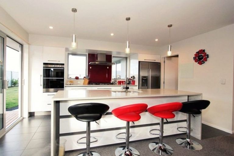 Photo of property in 6 Jacqueline Drive, West Melton, 7618