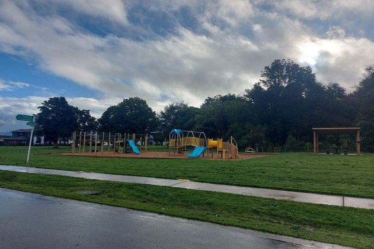 Photo of property in 6 Doug Jensen Street, Wallaceville, Upper Hutt, 5018