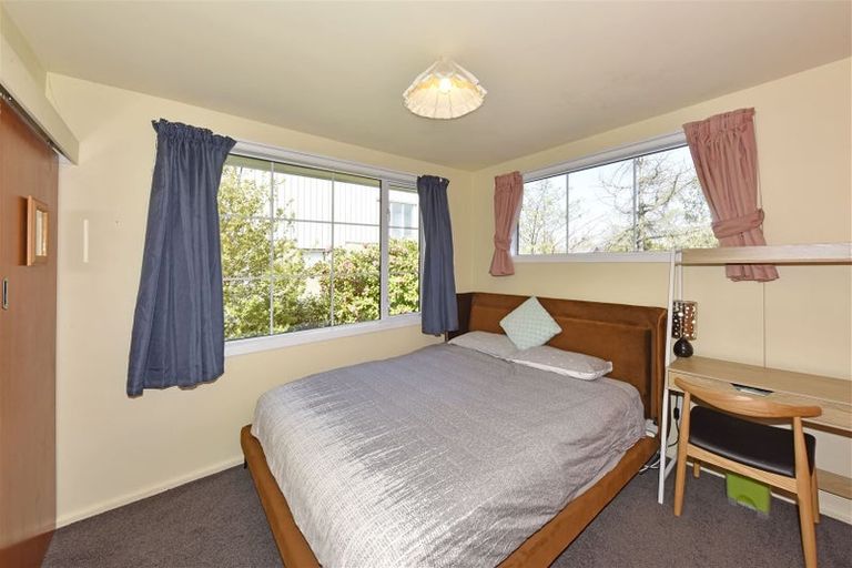 Photo of property in 10 Guinness Crescent, Ilam, Christchurch, 8041