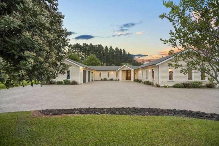 Photo of property in 551 Upper Waiwera Road, Puhoi, Silverdale, 0994