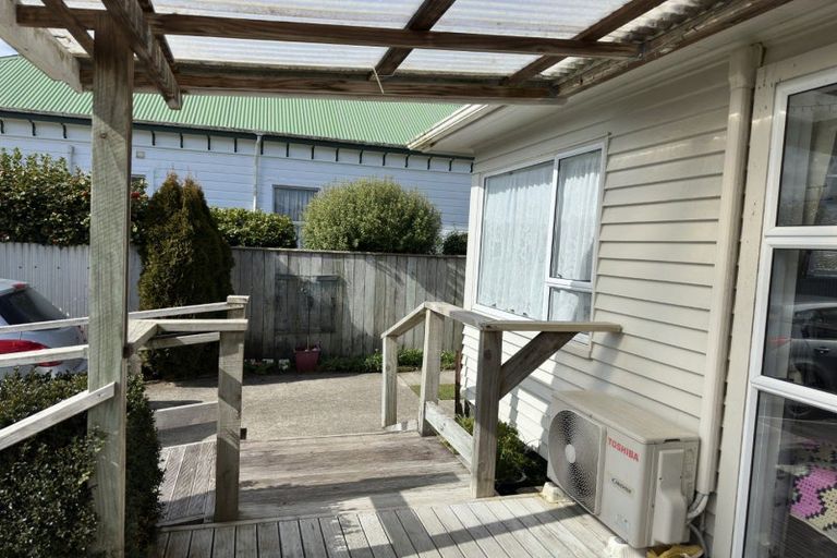 Photo of property in 66 Conway Road, Eltham, 4322