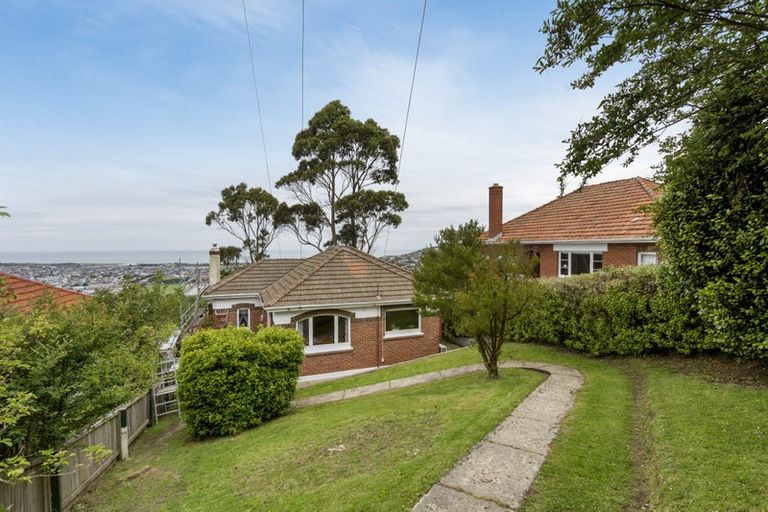 Photo of property in 131 Forfar Street, Clyde Hill, Dunedin, 9011