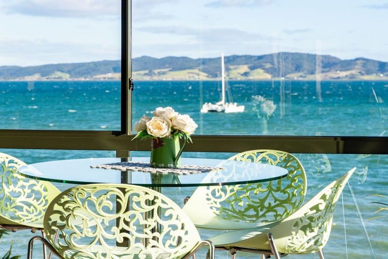 Photo of property in 20 Manganese Point Road, Tamaterau, Whangarei, 0174