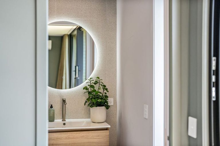 Photo of property in 7 Mason Rise, Tairua, 3508