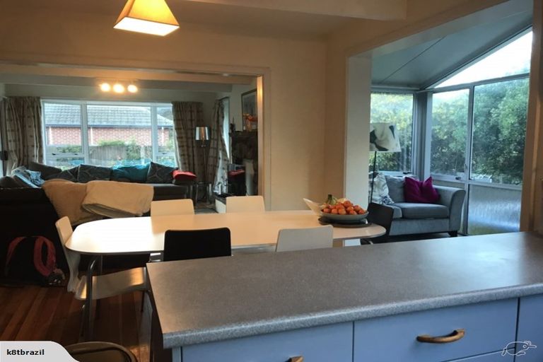 Photo of property in 136 Wakefield Avenue, Sumner, Christchurch, 8081