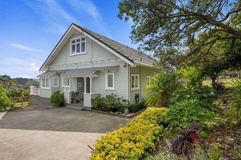 Photo of property in 176 Valley Road, Waitoki, Kaukapakapa, 0871