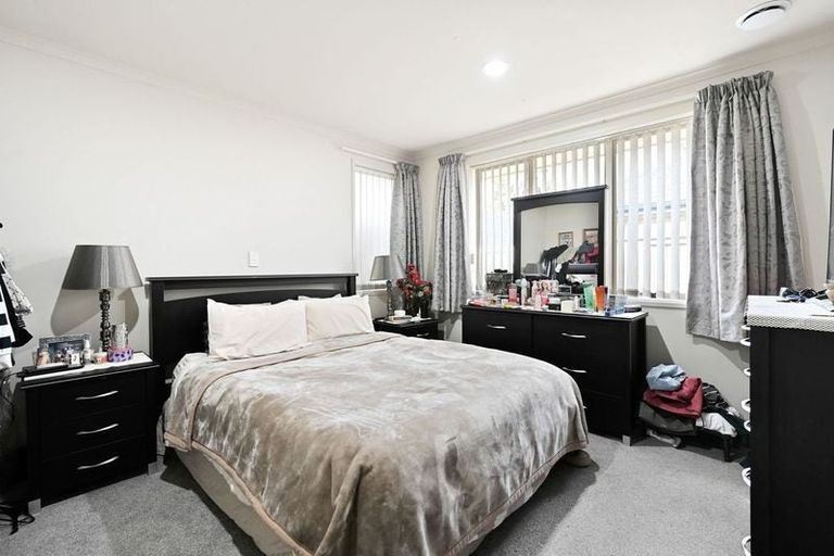Photo of property in 4 Kingroyal Lane, Hamilton East, Hamilton, 3216