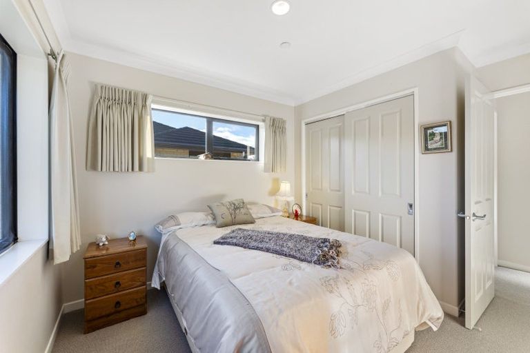 Photo of property in 30 Ian Peter Way, Otaki, 5512