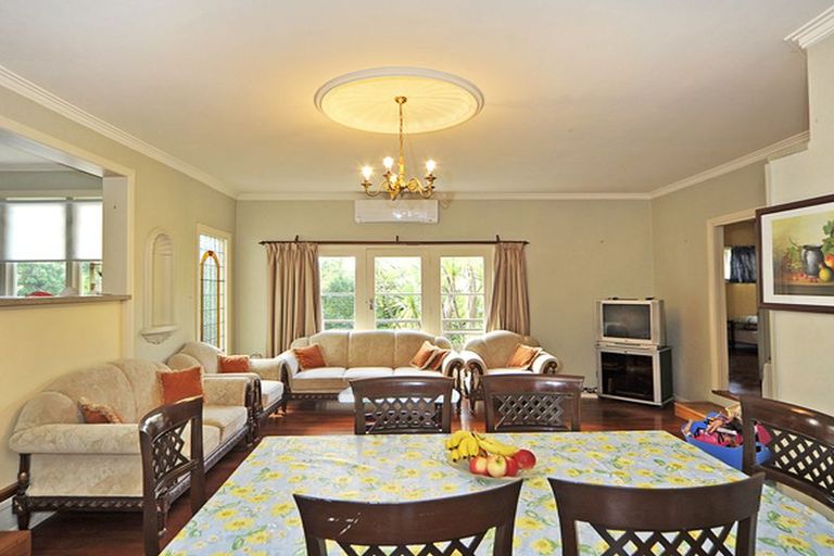 Photo of property in 1 Lancewood Lane, Roslyn, Palmerston North, 4414