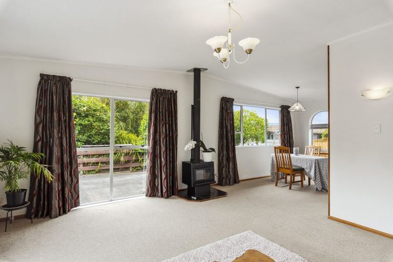 Photo of property in 1/17 Anaru Street, Raumati Beach, Paraparaumu, 5032