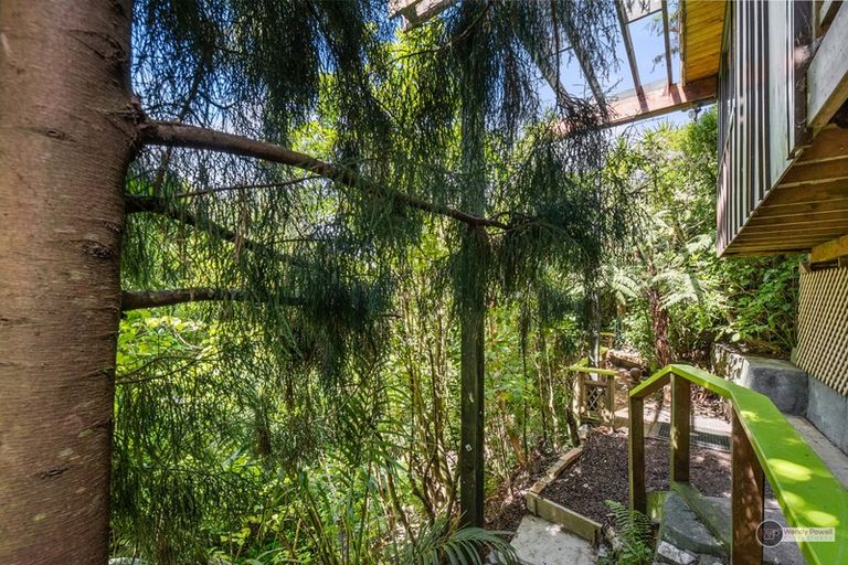 Photo of property in 14 Laurel Grove, Maungaraki, Lower Hutt, 5010