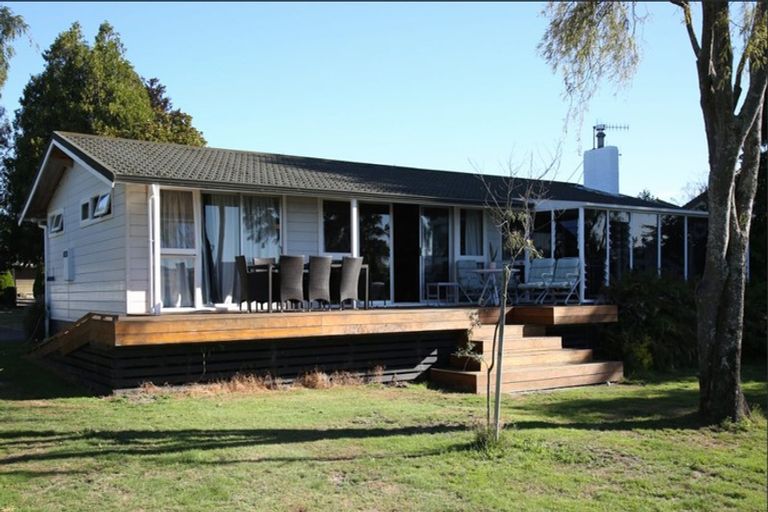 Photo of property in 18 Oregon Drive, Rainbow Point, Taupo, 3330