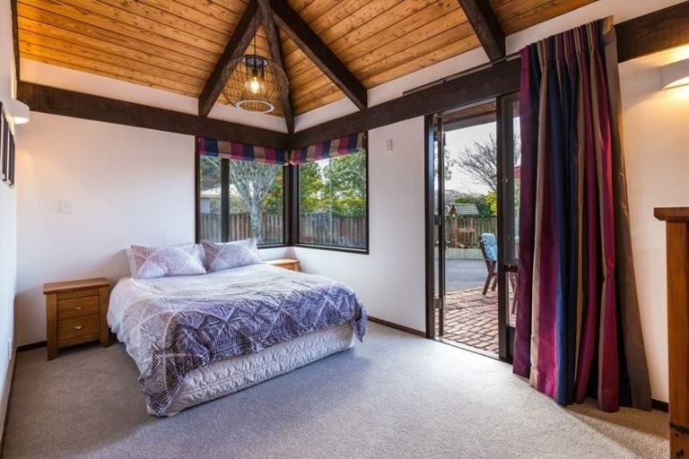 Photo of property in 12 Ewing Grove, Acacia Bay, Taupo, 3330