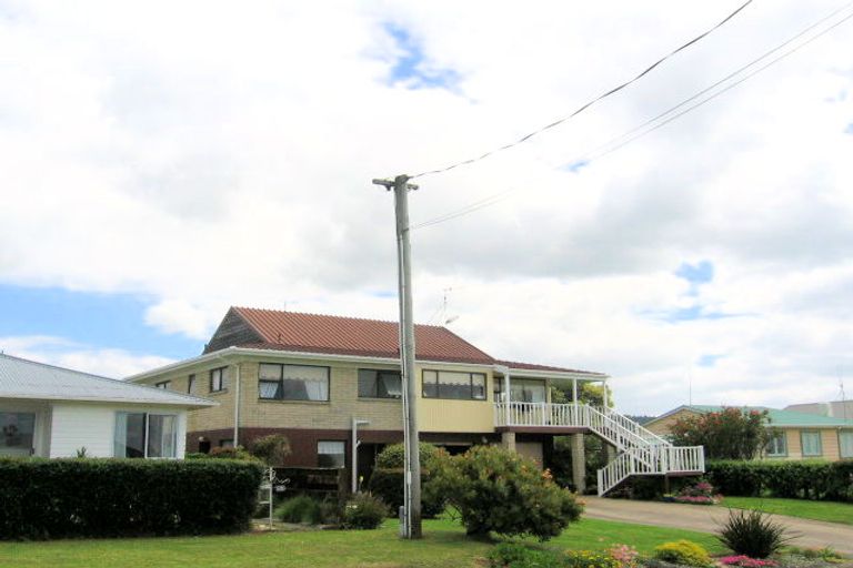 Photo of property in 24 The Crescent, Waihi Beach, 3611