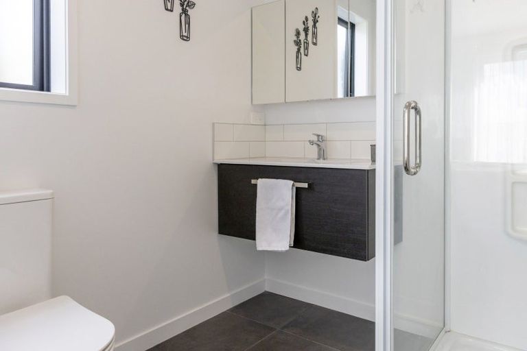 Photo of property in 43 Harakeke Drive, Wharewaka, Taupo, 3330