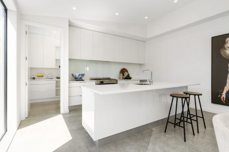 Photo of property in 74 Grants Road, Papanui, Christchurch, 8053