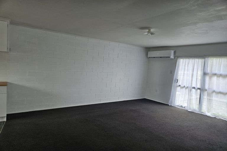 Photo of property in 3/10 Aubrey Street, Waitara, 4320