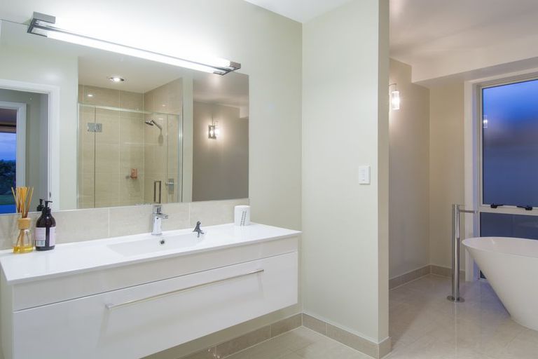 Photo of property in 23 Teal Place, Pyes Pa, Tauranga, 3112