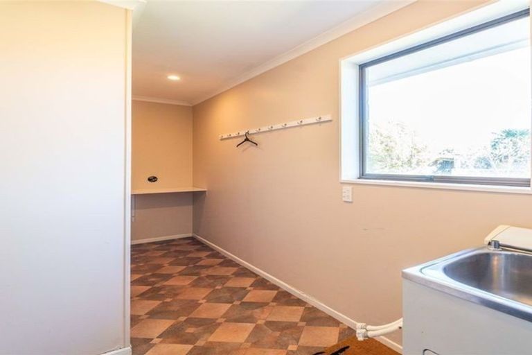 Photo of property in 76 Cheyenne Street, Sockburn, Christchurch, 8042