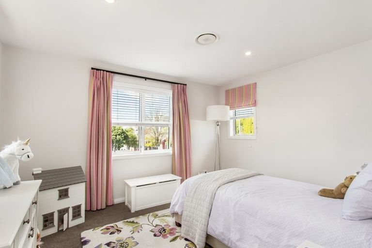Photo of property in 17 Rossall Street, Merivale, Christchurch, 8014