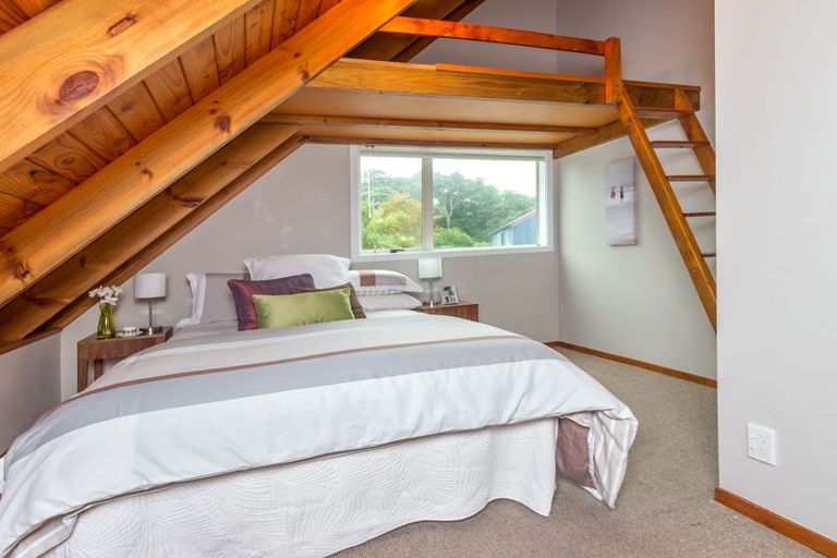 Photo of property in 21a Page Point, Mellons Bay, Auckland, 2014