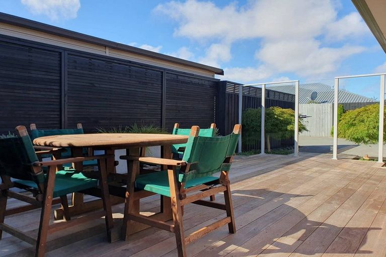 Photo of property in 118b Somerfield Street, Somerfield, Christchurch, 8024