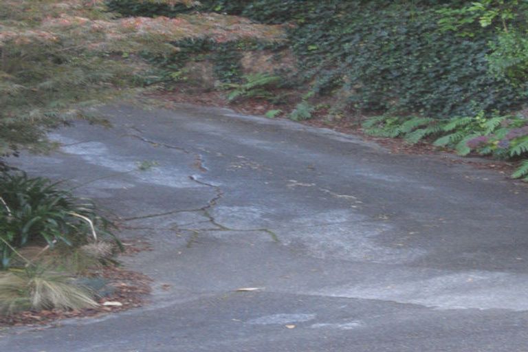 Photo of property in 77 Chatsworth Road, Silverstream, Upper Hutt, 5019