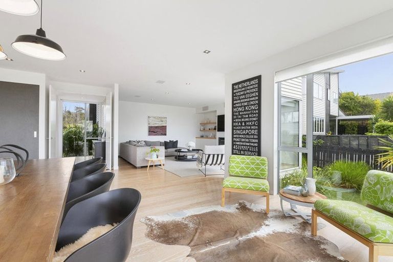 Photo of property in 1/129 Kowhai Road, Mairangi Bay, Auckland, 0630