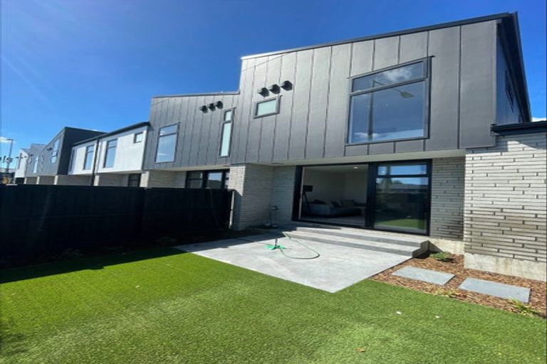 Photo of property in 5/235 Cranford Street, St Albans, Christchurch, 8014