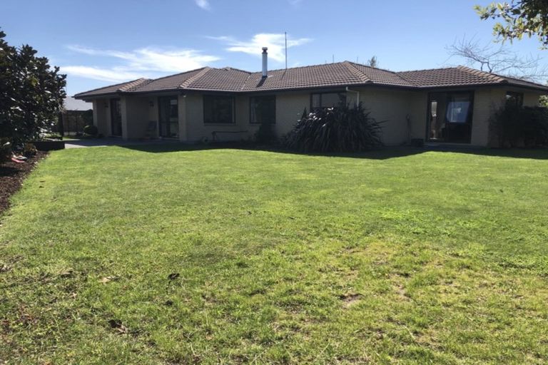 Photo of property in 16 Monet Vale, Rolleston, 7614